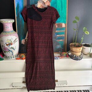 QED London Maroon and Black Geometric Short Sleeve Bodycon Dress Large